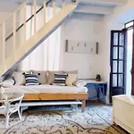 Town House Near Old Town With Rooftop Jacuzzi *