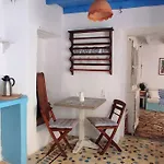 Semesterbostad Town House Near Old Town With Rooftop Jacuzzi *