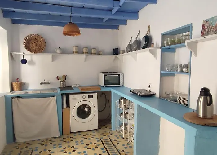 Town House Near Old Town With Rooftop Jacuzzi 펜션 *