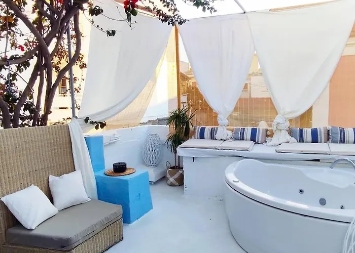 Town House Near Old Town With Rooftop Jacuzzi 펜션 Rhodes City